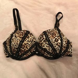 Cheetah print Victoria’s Secret push-up bra!